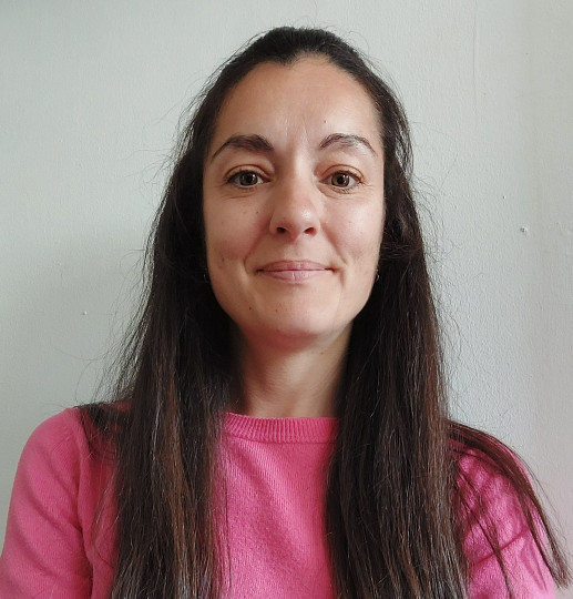 Ana Dos Santos professional